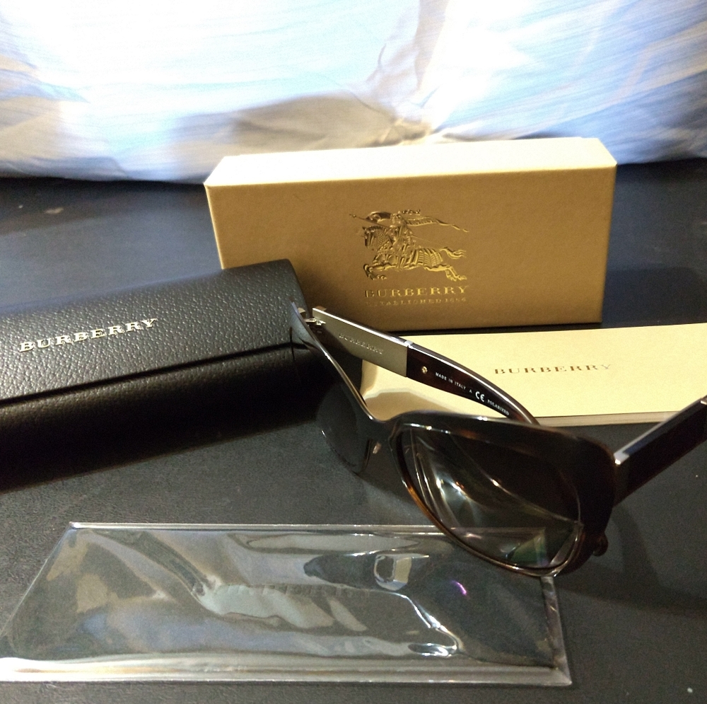 Burberry 3088